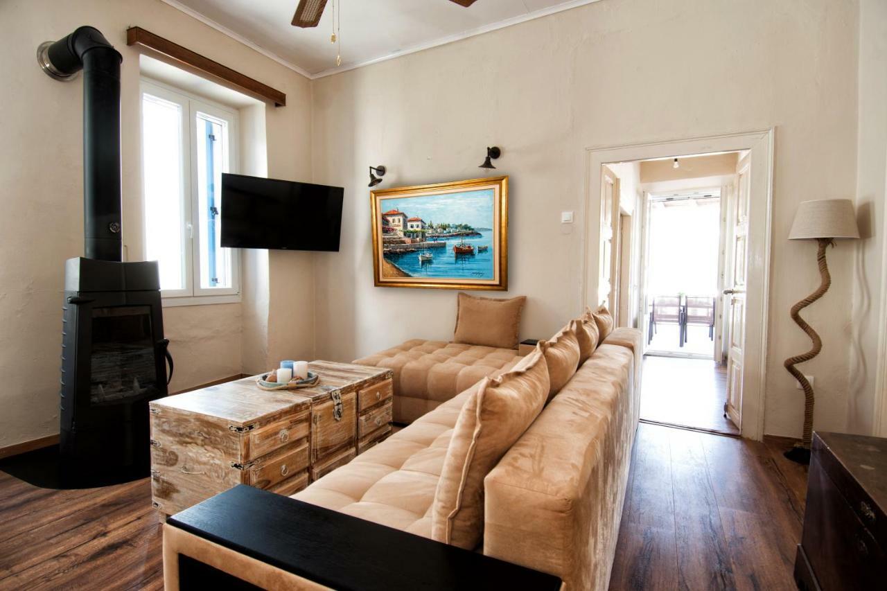 The Veranda Of Gavrion-Exclusive, Centrally Located With Seaview Экстерьер фото